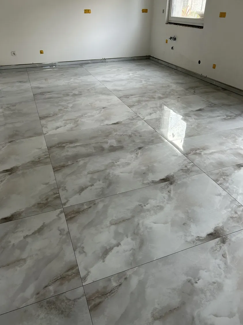 Fliesen · Boden – Pearl Marmor im Wohnraum