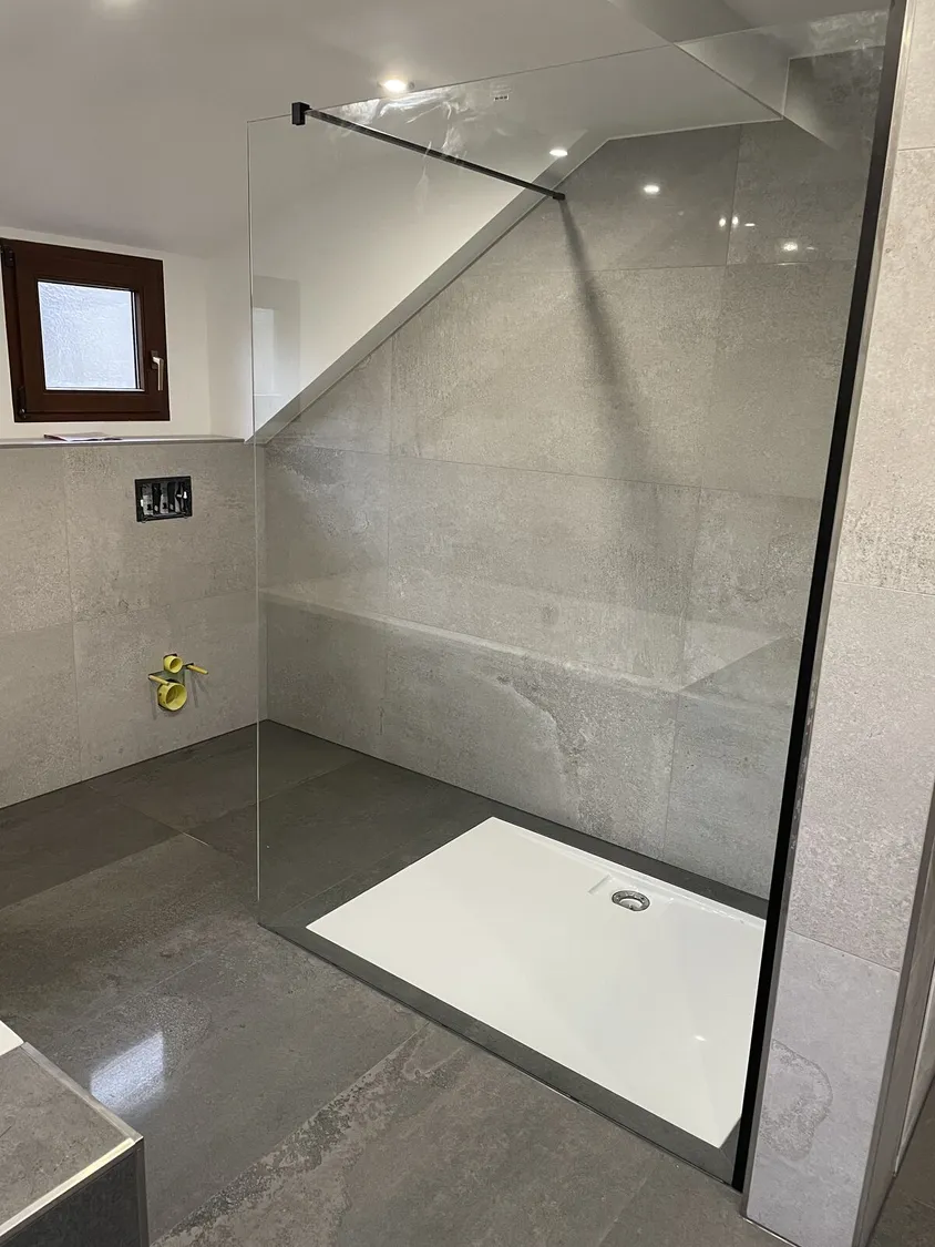 Umbau · Bad – Walk-in mit Dachschräge