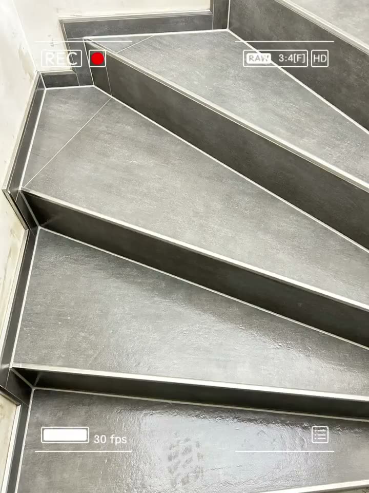 Treppe in Beton-Optik