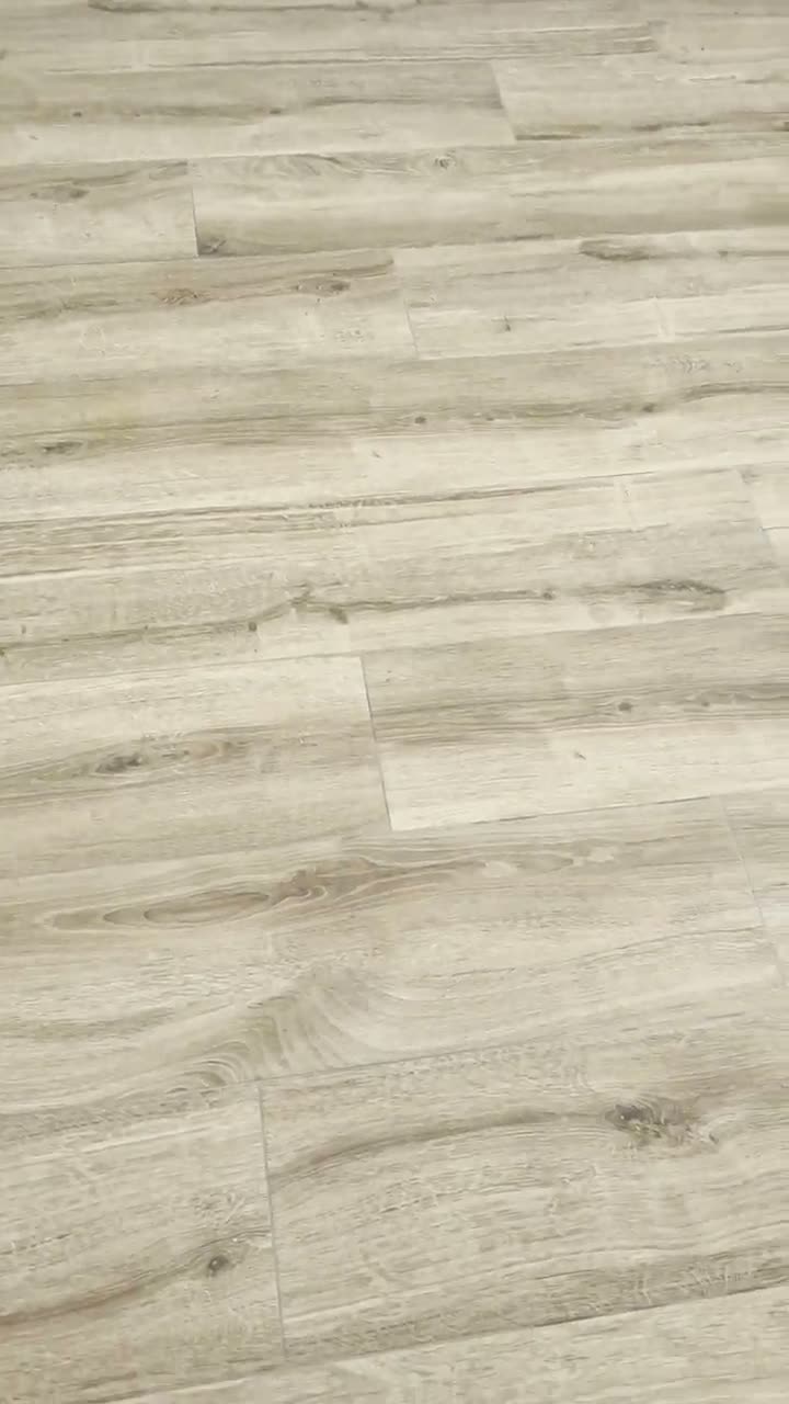 Holzoptik-Boden